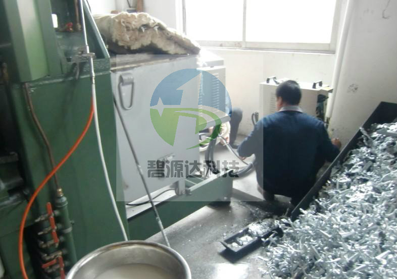 压铸机电磁加热熔炉 压铸机电磁加热熔炉